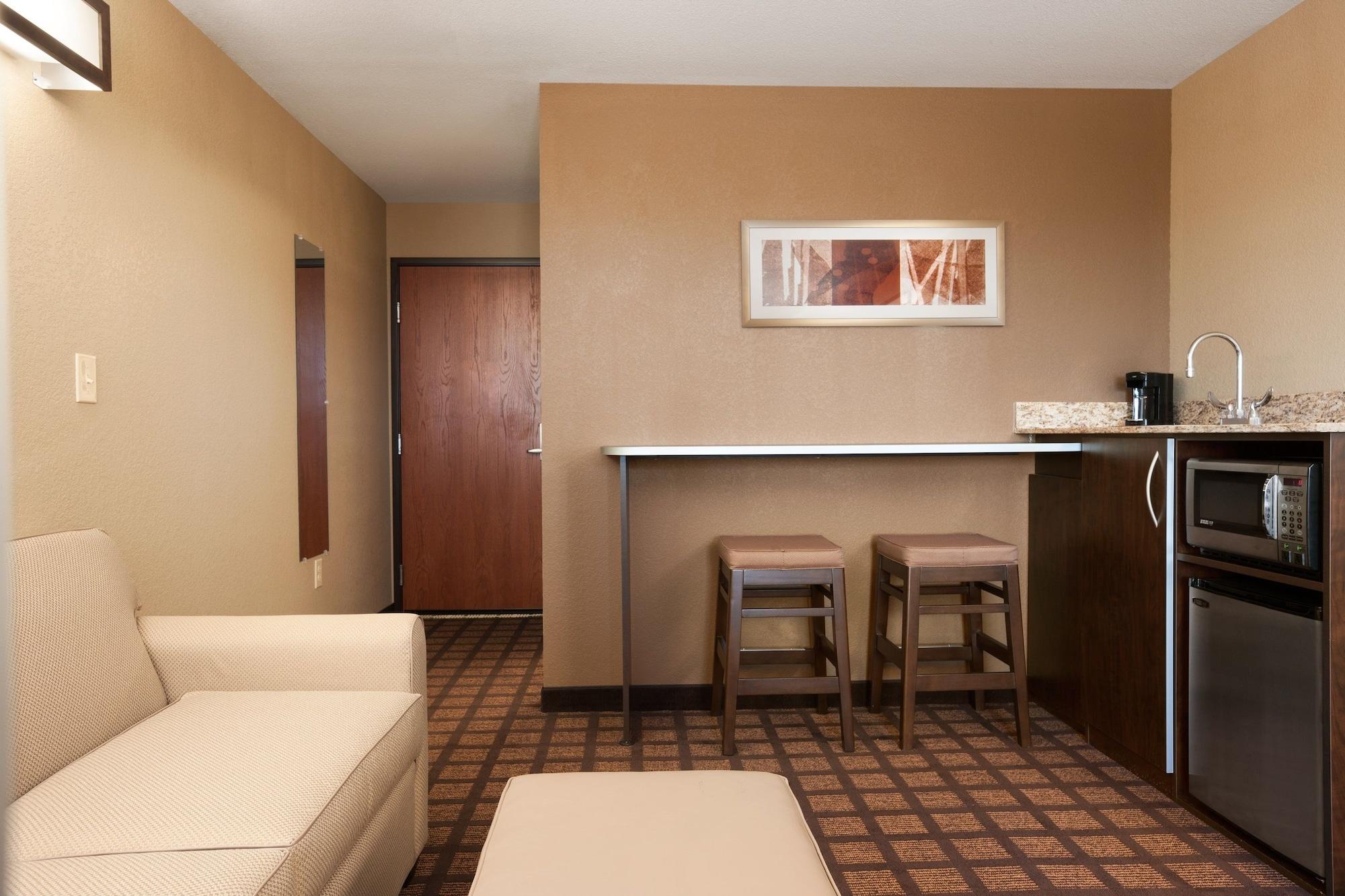Microtel Inn & Suites By Wyndham Midland Exterior foto